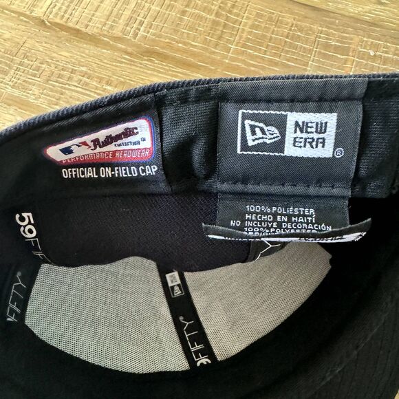New Era NY Yankees Derek Jeter 59fifty cap kids size 7 - Picture 5 of 6